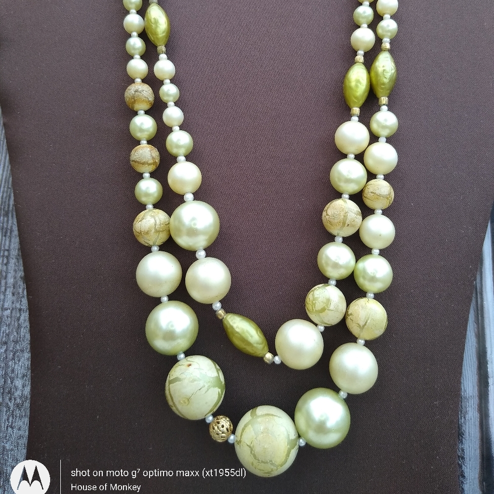 Vintage Crackle Glass faux Pearl 2 Strand Necklace - Picture 4 of 12